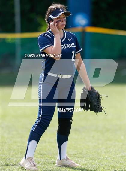 Thumbnail 1 in Alverno Heights Academy vs Flintridge Prep photogallery.