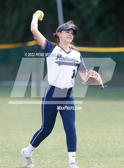 Thumbnail 1 in Alverno Heights Academy vs Flintridge Prep photogallery.