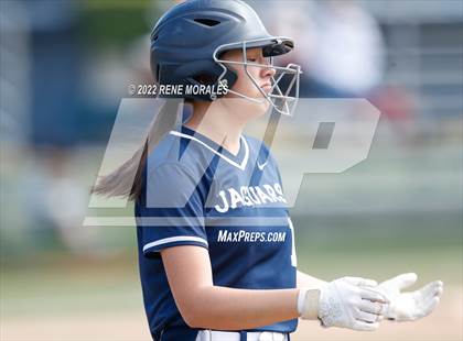 Thumbnail 1 in Alverno Heights Academy vs Flintridge Prep photogallery.