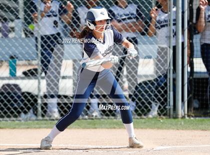 Thumbnail 3 in Alverno Heights Academy vs Flintridge Prep photogallery.