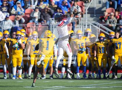 Thumbnail 1 in San Juan vs. Delta (UHSAA 2A Semifinal) photogallery.