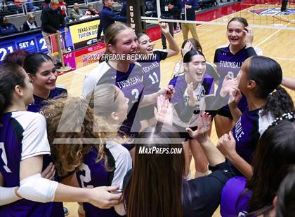 Thumbnail 1 in Boyd vs. Stockdale (UIL 3A Volleyball Division II Final) photogallery.