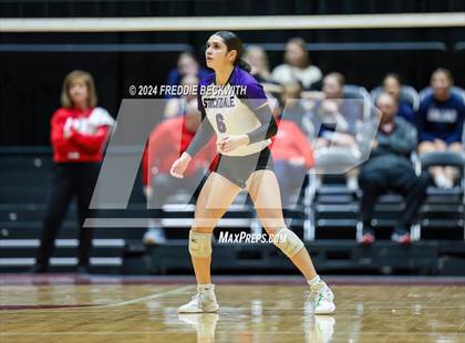 Thumbnail 3 in Boyd vs. Stockdale (UIL 3A Volleyball Division II Final) photogallery.
