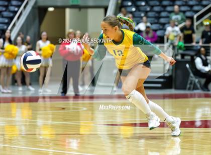 Thumbnail 1 in Boyd vs. Stockdale (UIL 3A Volleyball Division II Final) photogallery.