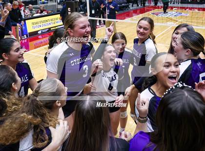 Thumbnail 3 in Boyd vs. Stockdale (UIL 3A Volleyball Division II Final) photogallery.