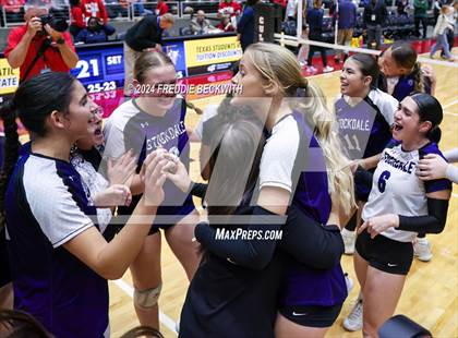 Thumbnail 2 in Boyd vs. Stockdale (UIL 3A Volleyball Division II Final) photogallery.