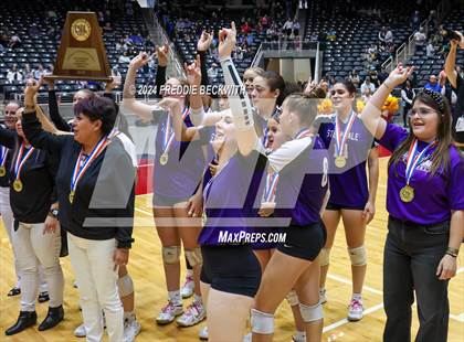 Thumbnail 3 in Boyd vs. Stockdale (UIL 3A Volleyball Division II Final) photogallery.