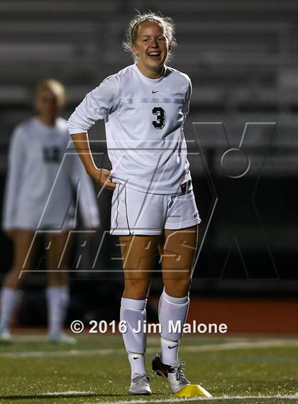Thumbnail 1 in San Ramon Valley vs. Monte Vista (CIF NCS D1 Semifinals) photogallery.
