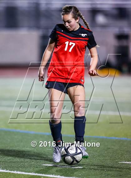 Thumbnail 3 in San Ramon Valley vs. Monte Vista (CIF NCS D1 Semifinals) photogallery.