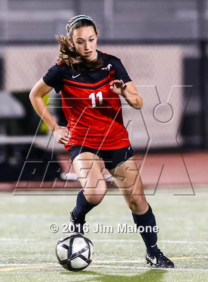 Thumbnail 2 in San Ramon Valley vs. Monte Vista (CIF NCS D1 Semifinals) photogallery.