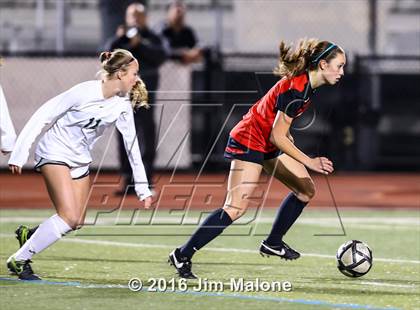 Thumbnail 1 in San Ramon Valley vs. Monte Vista (CIF NCS D1 Semifinals) photogallery.