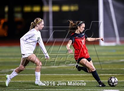 Thumbnail 3 in San Ramon Valley vs. Monte Vista (CIF NCS D1 Semifinals) photogallery.