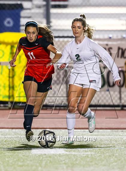 Thumbnail 3 in San Ramon Valley vs. Monte Vista (CIF NCS D1 Semifinals) photogallery.