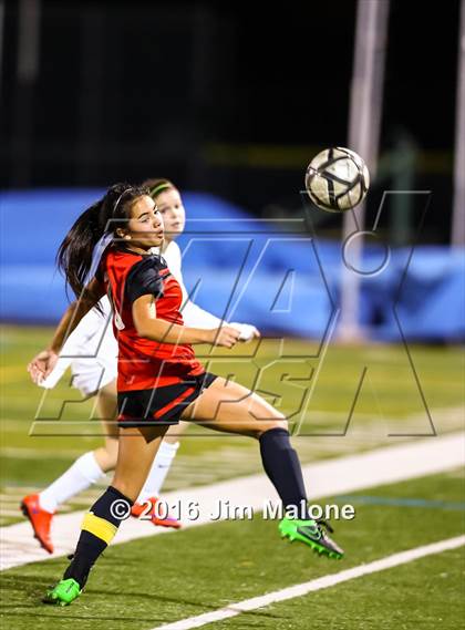 Thumbnail 3 in San Ramon Valley vs. Monte Vista (CIF NCS D1 Semifinals) photogallery.