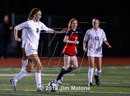 Thumbnail 1 in San Ramon Valley vs. Monte Vista (CIF NCS D1 Semifinals) photogallery.