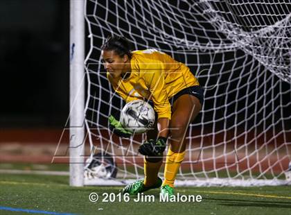 Thumbnail 1 in San Ramon Valley vs. Monte Vista (CIF NCS D1 Semifinals) photogallery.