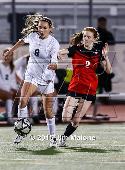 Thumbnail 3 in San Ramon Valley vs. Monte Vista (CIF NCS D1 Semifinals) photogallery.