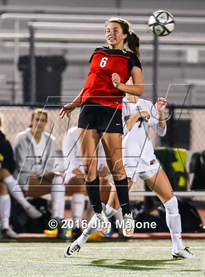 Thumbnail 2 in San Ramon Valley vs. Monte Vista (CIF NCS D1 Semifinals) photogallery.