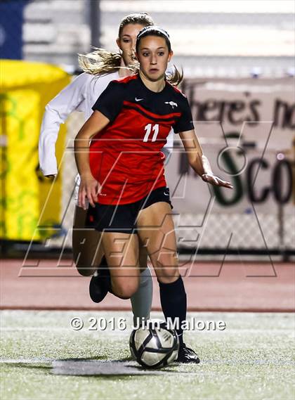 Thumbnail 1 in San Ramon Valley vs. Monte Vista (CIF NCS D1 Semifinals) photogallery.