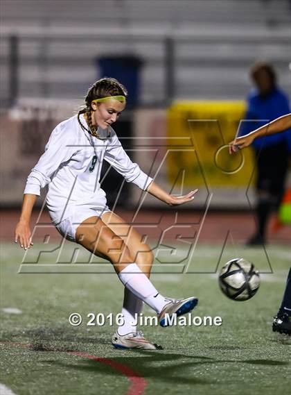Thumbnail 1 in San Ramon Valley vs. Monte Vista (CIF NCS D1 Semifinals) photogallery.