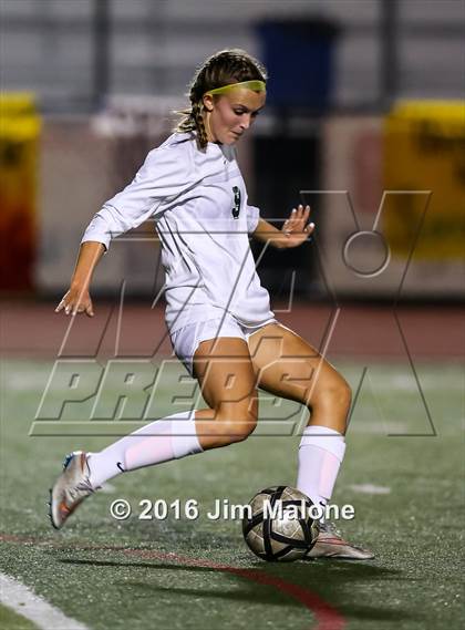 Thumbnail 3 in San Ramon Valley vs. Monte Vista (CIF NCS D1 Semifinals) photogallery.