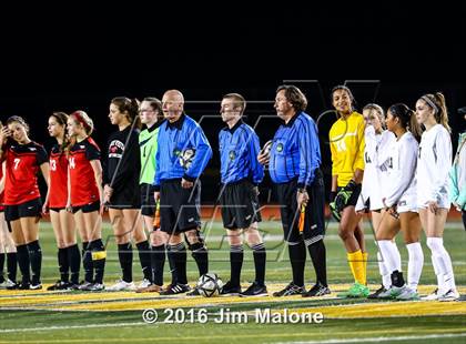 Thumbnail 2 in San Ramon Valley vs. Monte Vista (CIF NCS D1 Semifinals) photogallery.