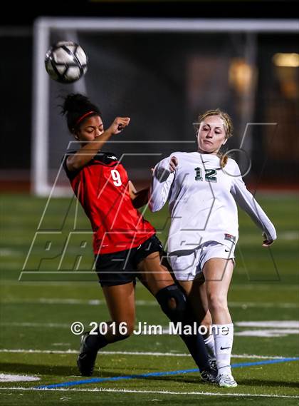 Thumbnail 1 in San Ramon Valley vs. Monte Vista (CIF NCS D1 Semifinals) photogallery.