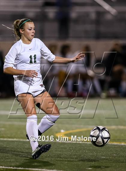 Thumbnail 1 in San Ramon Valley vs. Monte Vista (CIF NCS D1 Semifinals) photogallery.