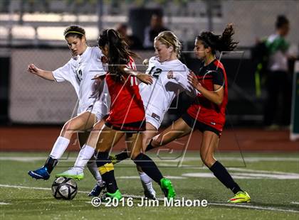 Thumbnail 2 in San Ramon Valley vs. Monte Vista (CIF NCS D1 Semifinals) photogallery.