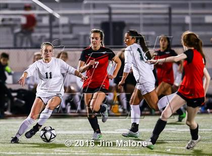 Thumbnail 3 in San Ramon Valley vs. Monte Vista (CIF NCS D1 Semifinals) photogallery.