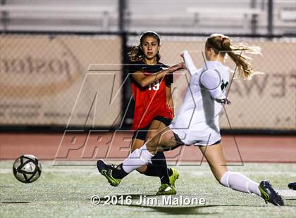 Thumbnail 1 in San Ramon Valley vs. Monte Vista (CIF NCS D1 Semifinals) photogallery.