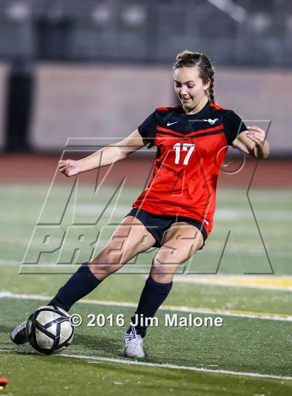 Thumbnail 2 in San Ramon Valley vs. Monte Vista (CIF NCS D1 Semifinals) photogallery.