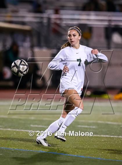 Thumbnail 2 in San Ramon Valley vs. Monte Vista (CIF NCS D1 Semifinals) photogallery.