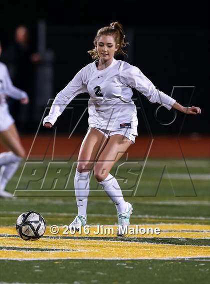 Thumbnail 2 in San Ramon Valley vs. Monte Vista (CIF NCS D1 Semifinals) photogallery.