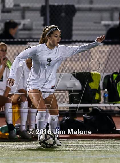 Thumbnail 3 in San Ramon Valley vs. Monte Vista (CIF NCS D1 Semifinals) photogallery.