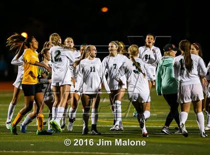 Thumbnail 1 in San Ramon Valley vs. Monte Vista (CIF NCS D1 Semifinals) photogallery.