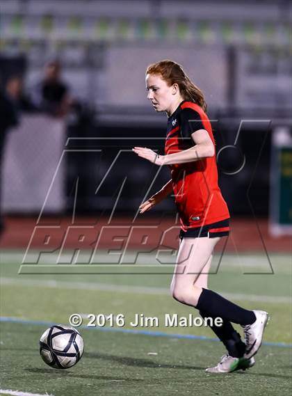 Thumbnail 1 in San Ramon Valley vs. Monte Vista (CIF NCS D1 Semifinals) photogallery.