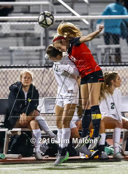 Thumbnail 2 in San Ramon Valley vs. Monte Vista (CIF NCS D1 Semifinals) photogallery.