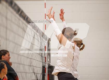 Thumbnail 1 in Harrisburg vs. Redwood (Durango Fall Classic) photogallery.