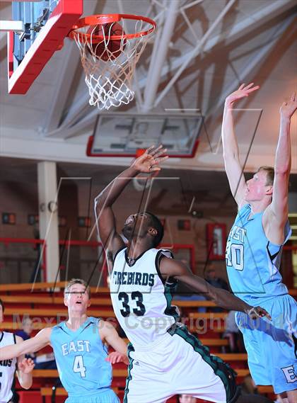 Thumbnail 2 in Shawnee Mission East vs Lawrence Free State (McPherson Invitational Championship) photogallery.