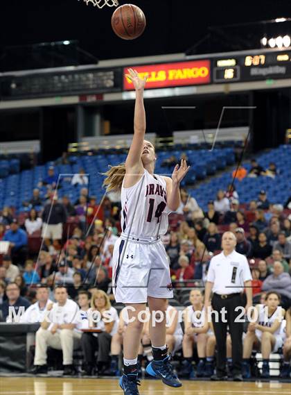 Thumbnail 1 in Justin-Siena vs. Sierra Canyon (CIF State D4 Final) photogallery.