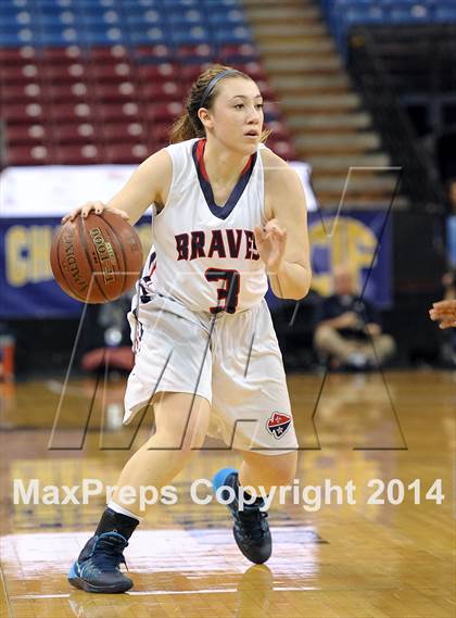 Thumbnail 2 in Justin-Siena vs. Sierra Canyon (CIF State D4 Final) photogallery.