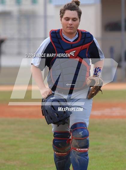 Thumbnail 3 in Weeki Wachee vs Fivay (Farm Bureau Classic) photogallery.