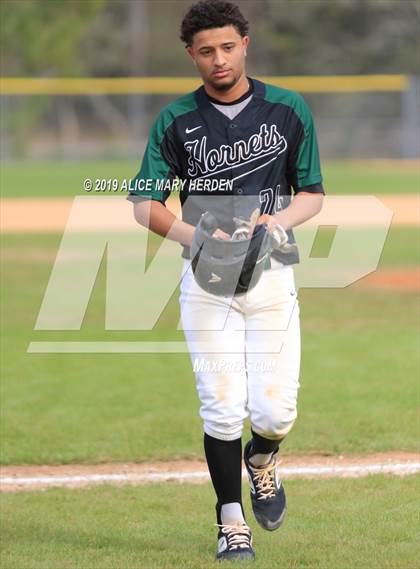 Thumbnail 2 in Weeki Wachee vs Fivay (Farm Bureau Classic) photogallery.