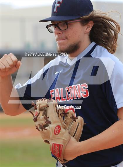 Thumbnail 2 in Weeki Wachee vs Fivay (Farm Bureau Classic) photogallery.