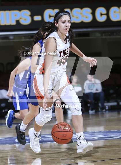 Thumbnail 2 in Haldane vs. Tuckahoe (Section 1 Class C Final) photogallery.