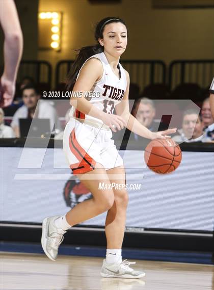 Thumbnail 3 in Haldane vs. Tuckahoe (Section 1 Class C Final) photogallery.