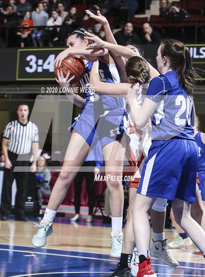 Thumbnail 2 in Haldane vs. Tuckahoe (Section 1 Class C Final) photogallery.