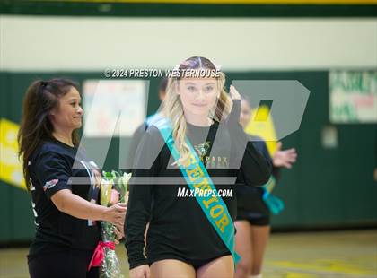 Thumbnail 3 in Royal @ Moorpark photogallery.