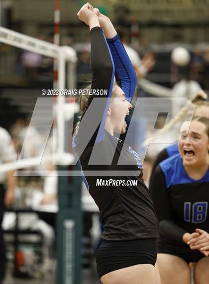 Thumbnail 3 in Pleasant Grove vs. Mountain Ridge (UHSAA 6A Quarterfinal) photogallery.